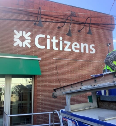 Building Signs Photo